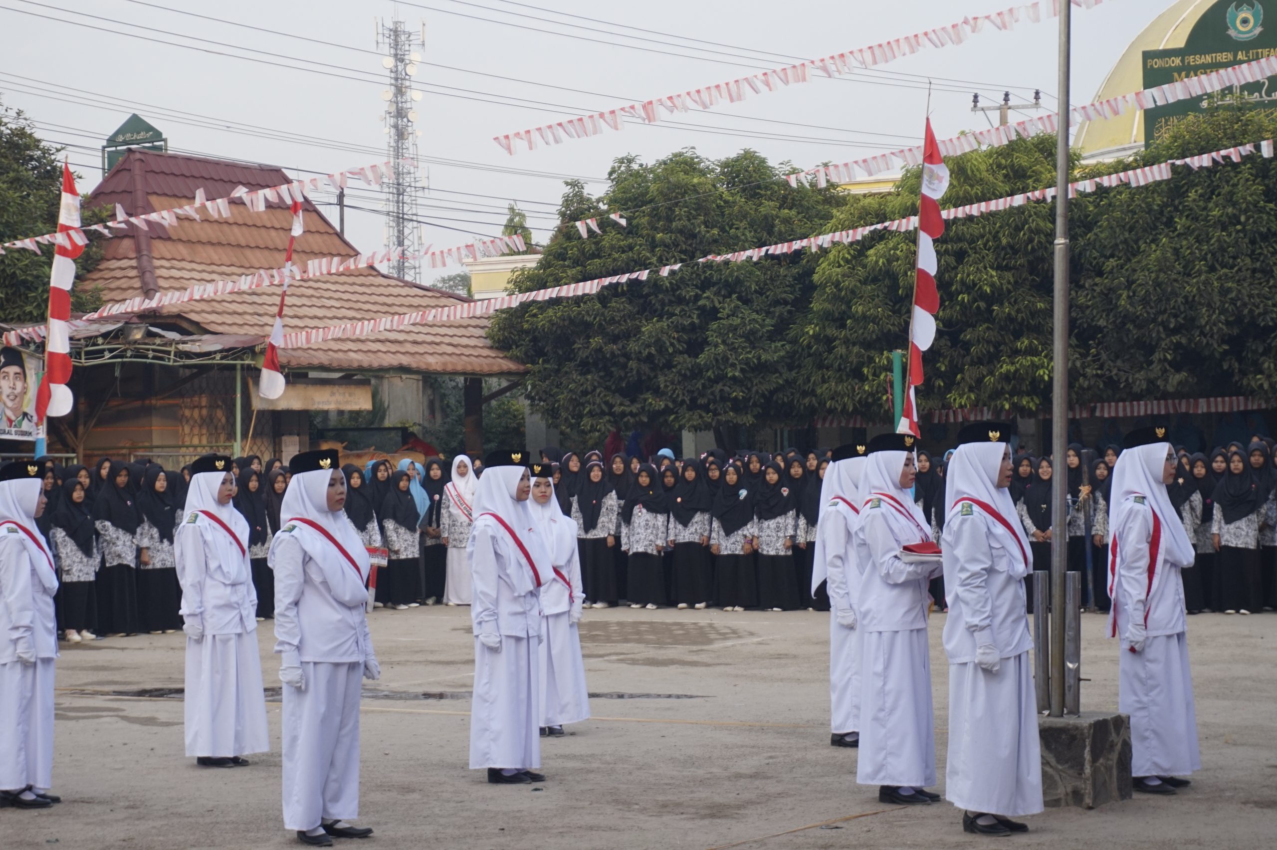 MERIAHNYA HUT RI-72 di AL ITTIFAQIAH