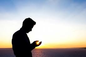 Ayah  Karya : Anatasya Ananda